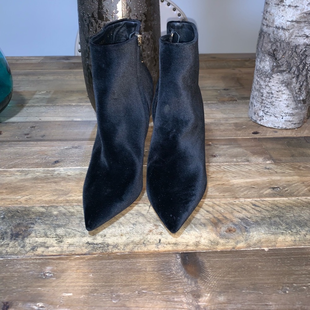 Salvatore Ferragamo Bolgheri Velvet Ankle Booties - Picture 7 of 8